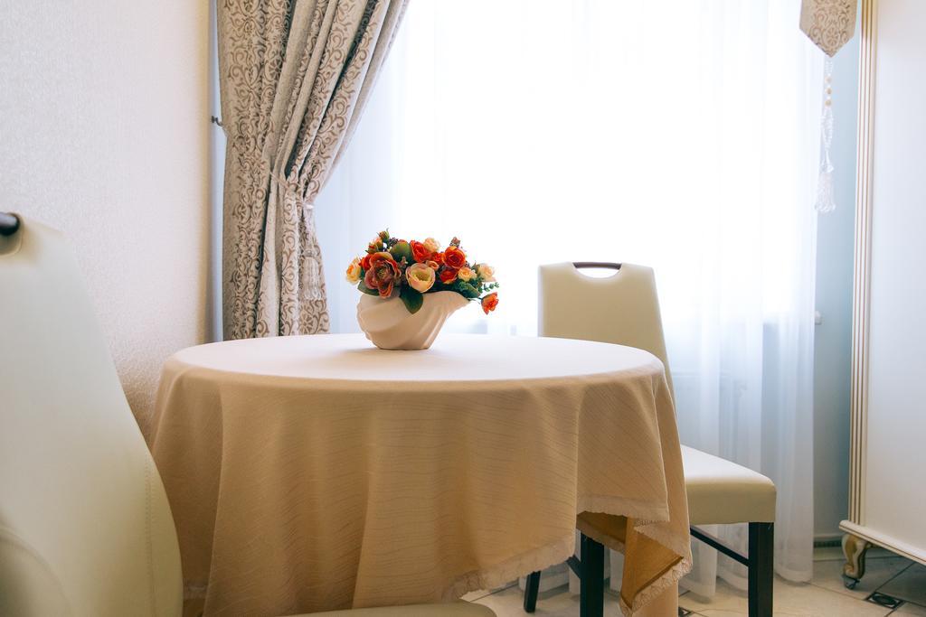Vip Apartmen Sumy Eksteriør billede